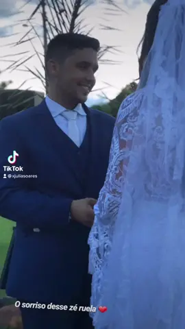 Por que um lado não anula o outro❤️ #diversão #profissão #designerdesobrancelhas #maquiadora