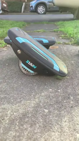 Such a satisfying sight 😍 #hovershoes #hoverboards #Tech #hover #funtech #techfun
