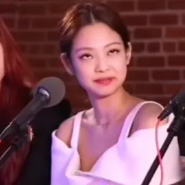 KKKKKai a jennie com esse possivel tic || #fyy  #fy  #blackpink  #jennie  #elaehdebochada