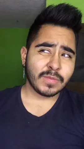 Cuando tu novia te pone a elegir (Instagram: SoyDanielReyes_)