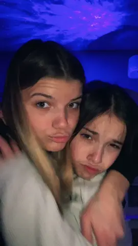 besties back😖🙄 @sophia.williams14