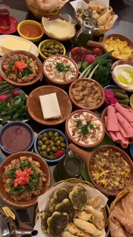 #breakfast #lebanon #homemade #delicious #fairuz #ترويقة #فطور #تحضيري #لبنان #فيروز @fatemamharkous