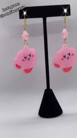 Wait for the end for the results 👀 sale will begin tomorrow sunday #resin #artistsoftiktok #artprocess #jewelry #pouringresin #fyp #anime