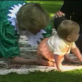 William and Diana always ❤️🥺👑 #PrinceWilliam #PrincessDiana #LadyDiana #DukeOfCambridge #HRH #Royals #RoyalTour #BritishRoyals #BritishRoyalFamily