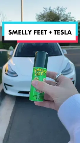 SMELLY MASK PRANK ON FRIEND😷🤮 @calvin // #tesla #prank #fyp (check bio)