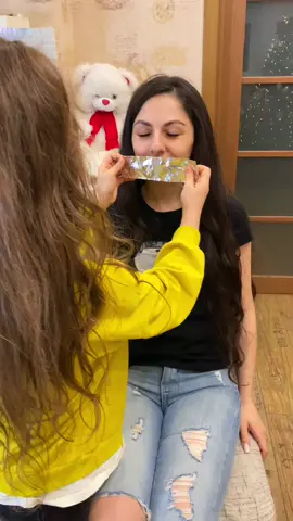 #moni_lina