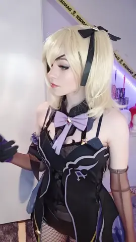 reading comments be like 👁👁 #genshinimpactcosplay #fischlcosplay #cosplaygirl #GenshinImpact