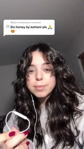Reply to @elobiondo love this song so much thank you thank you 💜 #VoiceEffects #honey #kehlani #cover #singing #fyp #foryoupage