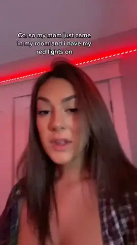 Anyone else’s mom this purely innocent?! @_mariaaafiore #fyp #foryou #foryourpage #relatable #viral #parents #mom #family