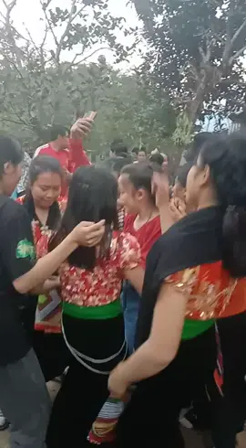 ຄຳບ້ານວ່າຊັນນບໍເຫັນກູ😅😅😅ຈັກຜູ້ເດີ