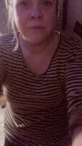 🤣🤣🤣 so hard to keep a straight face. My lips have their own dance 💋 love the dance! @astronomicalboy