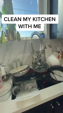 my page is about to turn into a cleaning account lmao #cleaningtiktok #CleanTok #cleanwithme #clean