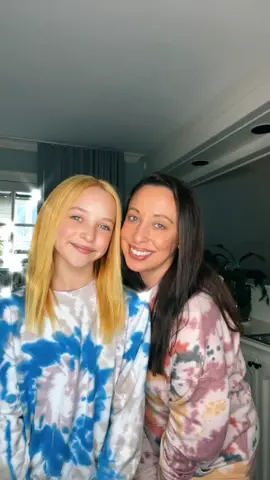 @stacey_ketchman  #motherdaughterduo #motherdaughter