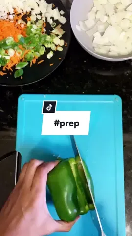 can you guess what’s for dinner? hint: there’s rice (already cooked + chilled) involved. 😌