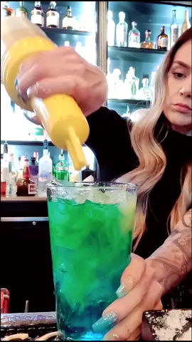 scooby snack no whip 💚 #bartending #bartender #fyp #cocktail #scoobysnack #nightlife #SwitchTheChobaniFlip #mixeddrinks