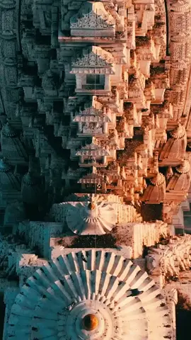 Incredible India 🇮🇳 #rareaesthetic #aestheticvideos #aesthetic #beautiful #architecture #temple #meditation101 #cinematic #feelinggood #thankyou2020
