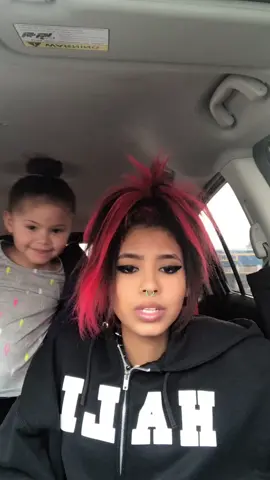 I lost my train of thought looking at her trying to be mad 😭😭#fyp #justvibing #Siblings