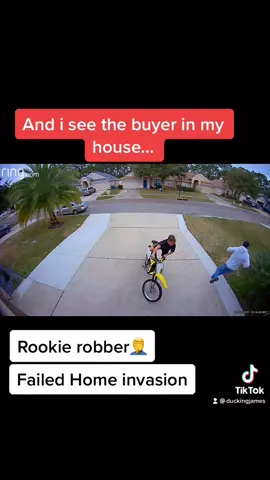 #rookie #robber #ringcamera #ring #robbery #homeinvasiontiktok #homeinvasion #fail WELL THAT DIDNT WORK OUT TO WELL FOR HIM!!!