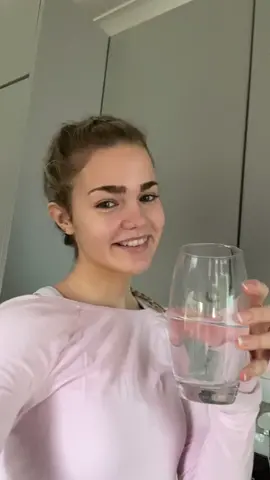 Day 26! This Broadway HIIT workout it’s so fun! #fyp #foryou #workout #Fitness #fitnessjourney #trending #motivation #healthy #homeworkout #cardio