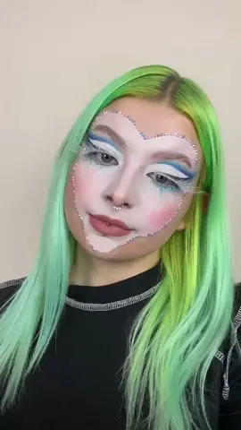 Kinda love this audio and idk why #makeup #mondaysbymitchell @madebymitchell