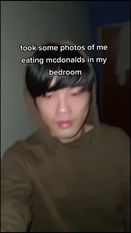 hv u evr eat #mekdonal 🥵
