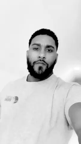 Smile!!! #modelfacechallenge #modelface #foryoupage #fyp #VisionBoard #tiktok #walk