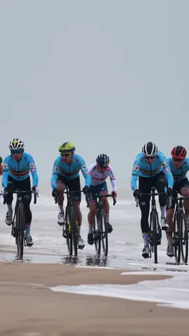 Chariots of cyclo-cross 🌊                                #cycling #cyclocross #fyp #viral #ciclismo #uci