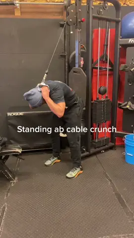 Standing #powerlifting #crunches #abs #muscle #bodybuilder #foryou #jackedandtan #nopainnogainn #hardwork #ripped #workout