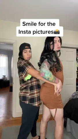 Just another day with the 2.0’s😂 #actinglikemywife #actinglikemyhusband #instagramposes #photos #couples