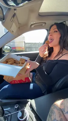 This is why you always must keep your girl fed 👱‍♀️🍕😂 #girl #fed #food #hangry #husbandwife #haha #fyp #Love