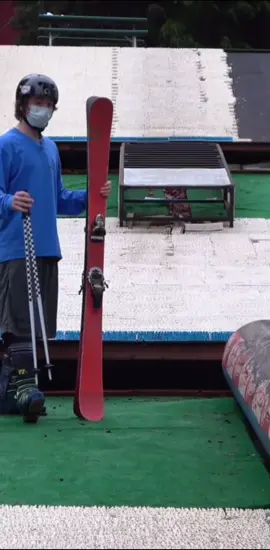 Made a tutorial on how to spin 270s on to rails! To watch the full tutorial hit the link in my bio! #ski #tutorial #wyeastacademy #fakesnow #windells