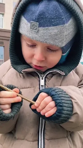 Виноват ли малыш? Is the child’s fault? Инст: filaretiki #семейныйблог #социалка #социальныйролик #socialstories