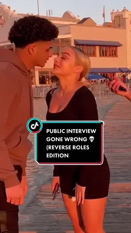 Little does she know he’s right behind her. 💀 WAIT UNTIL THE END #fyp @unbanjs3