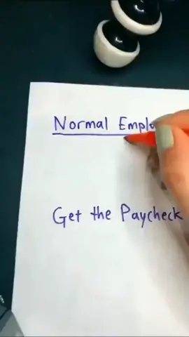 Normal people vs entrepreneurs  (via: @businesstips.in / IG) #business #entrepreneur #businessblurb