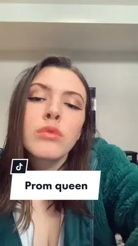 Prom Queen 👑 #promqueen #cover #singer #singing @beachbunnymusic