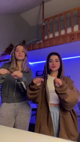 Make us viral... @rachelcinque #foryou