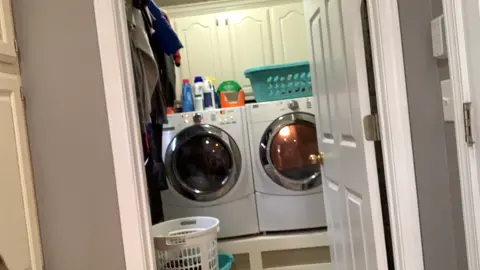 Monday morning work grind! Get your motivation with me this morning.