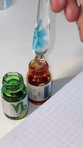 glass pen notes are so dun