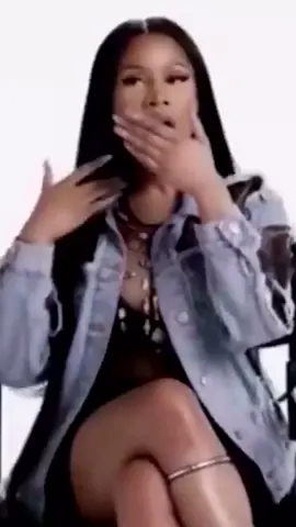 her laugh is so cute. @nickiminaj #nickiminajchallenge #nickiminajisthequeenofrap #nickiminaj #barb