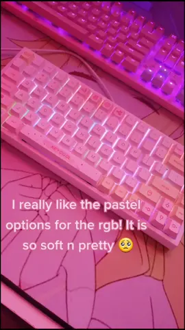 Pink & yellow is such a cute combo 🥺💞💛 #fyp #keyboard #gamingkeyboard #pinkgamer #kawaiigamer #unboxing #aesthetic #pcgamer #foryou #kawaii