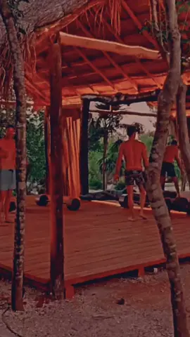 BEAST MODE 🔛🌴🏋🏽🏋🏽‍♀️🌴#Paradise #getaway #tulum #vacations #gymtime #workout #train #beastmode #vacationhome #nature #jungle #tulumvibes #mexico