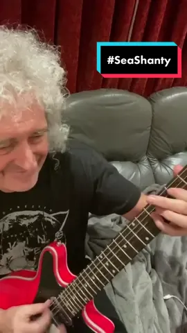 🎸 Soon May the Wellerman come! Brian May’s shoutout to @nathanevanss for bringing the sea shanty back 🙌#seashanty #shantytok #JamWithBri