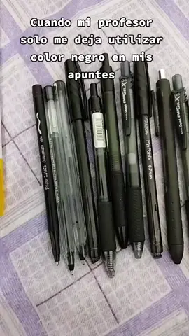 #Plumones #crayola #apuntes #lapiceros #zebrasarasagelpens #azor #supertips #sharpie #pentelenergel