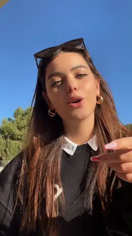 cuando estoy contigo, es lo más bello..🧸💛 // insta: carlotaaaatorres