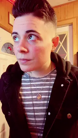 I mean I guess she isn’t lying 😂 #toristribe #lesbian #hands #lgbtq #TrulyGlowingSelfieLove