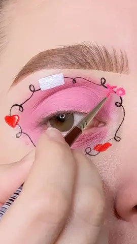 Inspired by IG@/courts.makeup ❤️ #ValentinesDay #makeuptiktok #makeuptutorial #graphicliner #fyp #foryoupage #valentinesmakeup