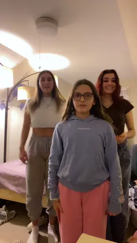 I literally can’t dance #fun #coolkids #indie