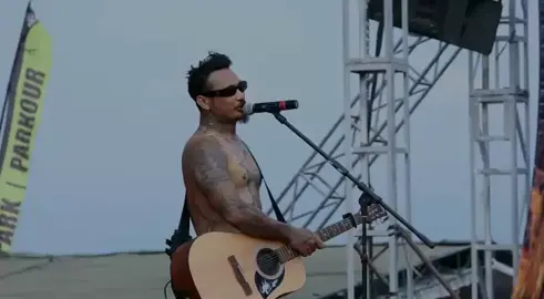 karna anak2 nakal biasanya sukses .amien 🙏 . semangat pak deh JRX😘 semoga masalahmu cepat terselesaikan dan semoga cepat bebas #kamibersamajrx