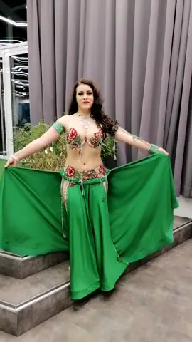 А Вы любите танцевать? #танцы #восточныетанцы #танецживота #lovedence #lovely #dance #bellydance #какдымтудымсюдым