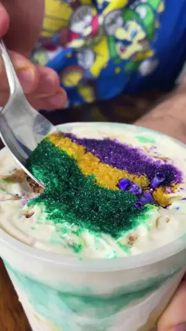 Which Mardi Gras frozen custard flavor is the best? Food Battle! #icecream #mardigras2021 #nolafoodie #kingcakereview #kingcakereview